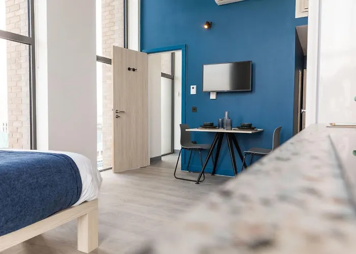 For Students Only Martha Street グラスゴー