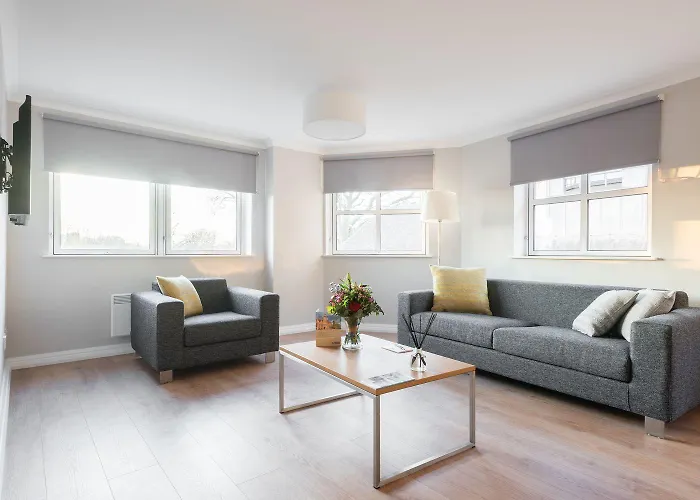 Premier Bath Street Apartment