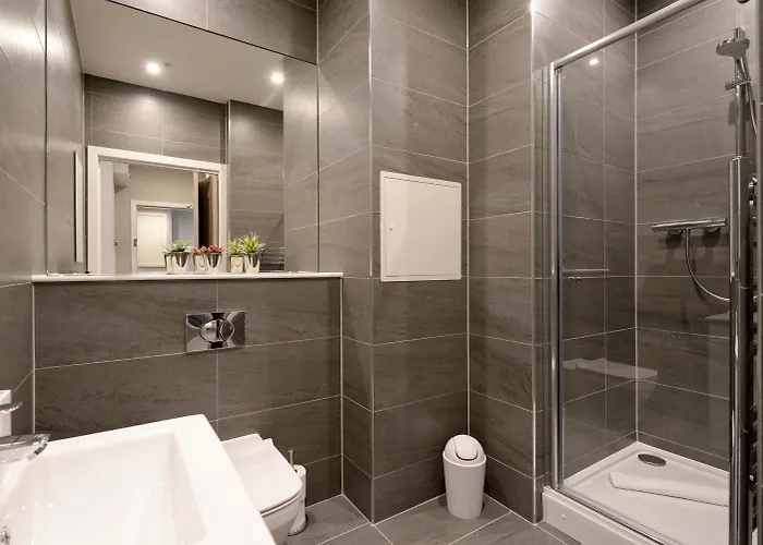 Nelson Mandela Place Apartment