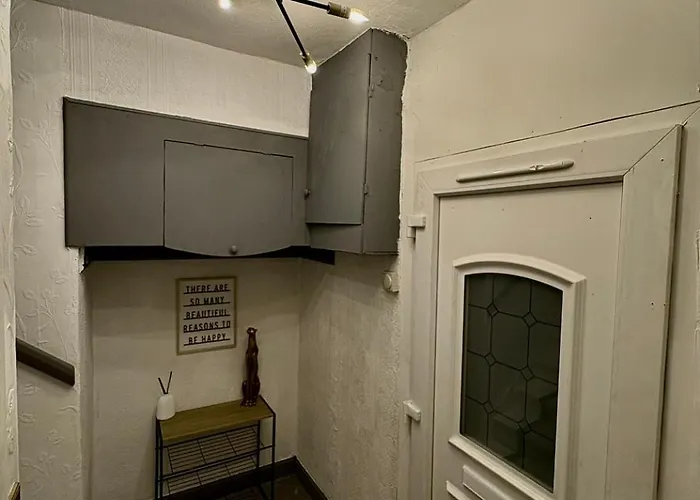 Apartamento Cozy Corner-sleeps 8 Guest Entire House Very *