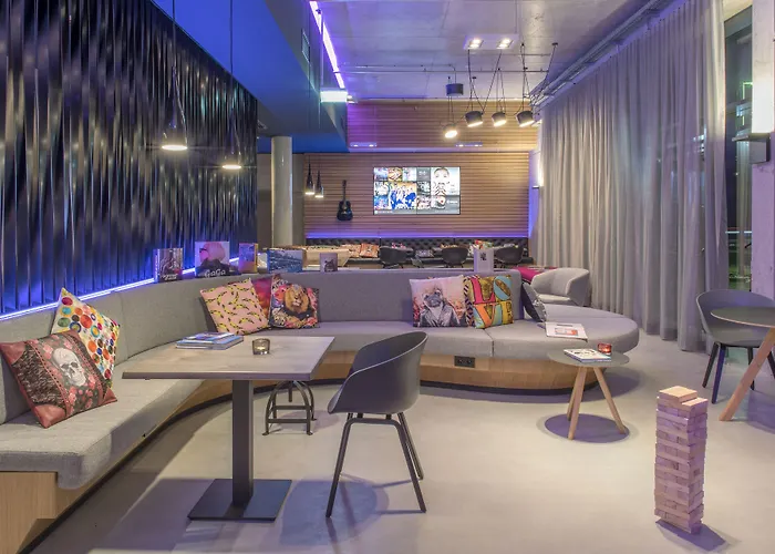 Moxy Merchant Hotel Glasgow