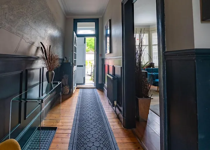 Apartment Traditional Close To Centre & Hampden