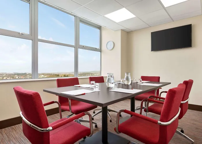 Hotel Ramada By Wyndham East Kilbride Glasgow