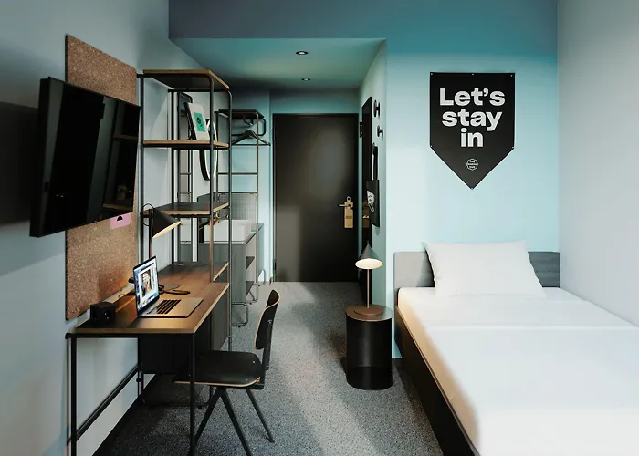 The Social Hub Hotel 4*