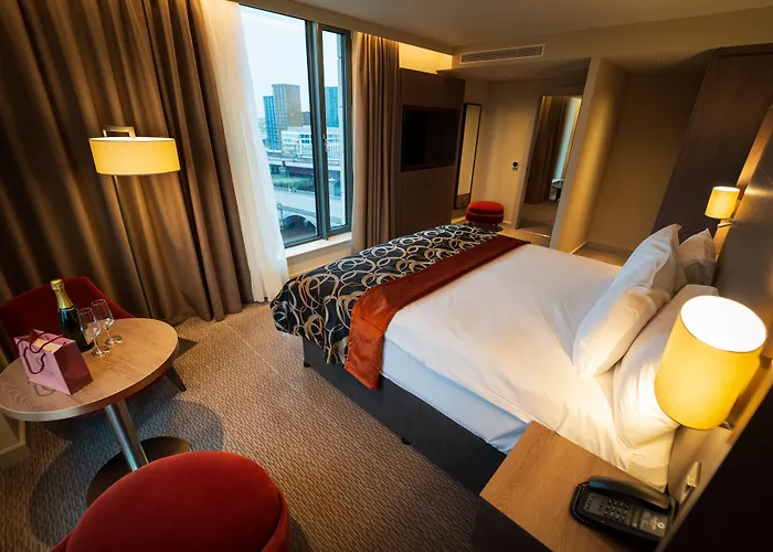 Clayton גלאזגו