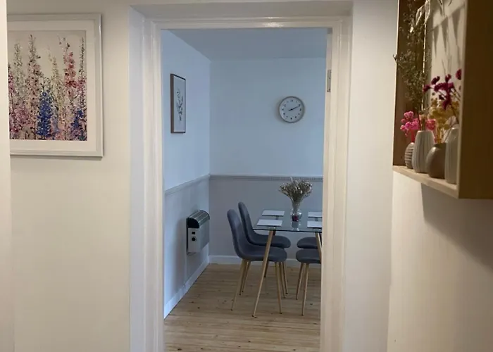 Modern In West End, Free Parking Apartament Glasgow