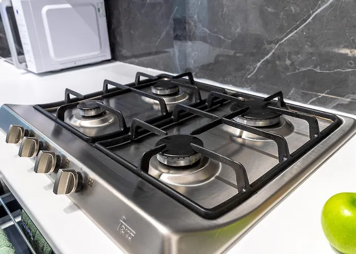 Cosy 3 Bed Flat In Kings Park 公寓 *