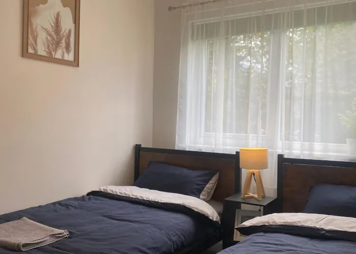 Apartman Modern In West End, Free Parking