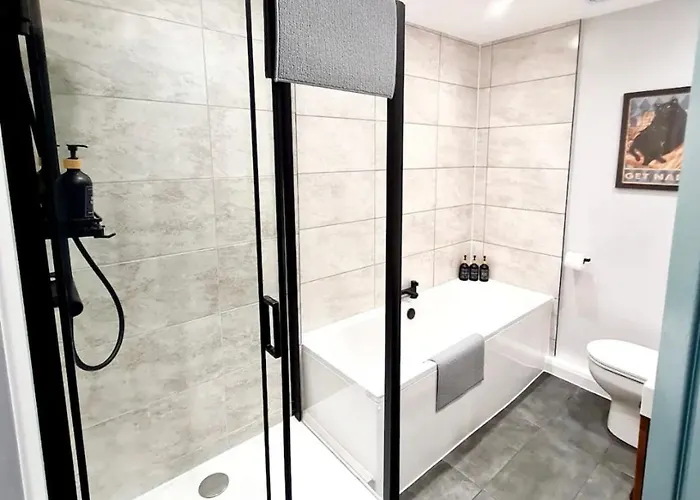 Urban 4br House - Central-free Parking-no Party Glasgow