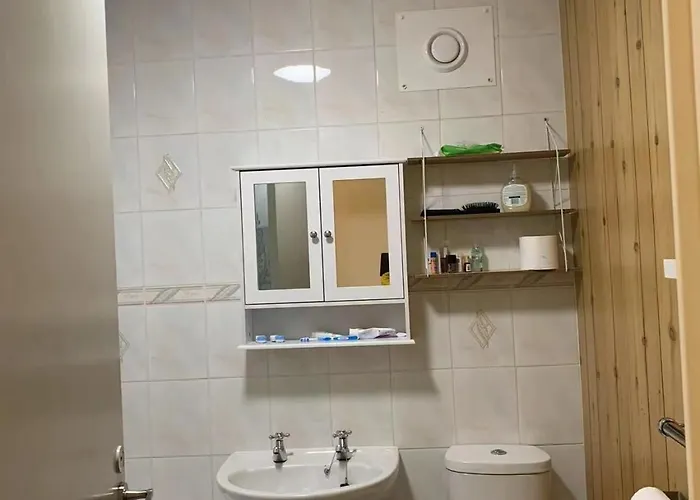 Private * グラスゴー