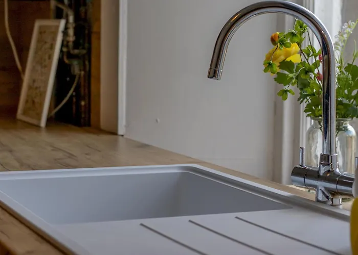 Pass The Keys Victoria Road Queens Park View * Glasgow