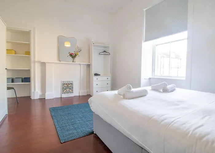 Pass The Keys Victoria Road Queens Park View *