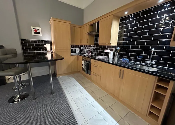 Principal - West End * Glasgow