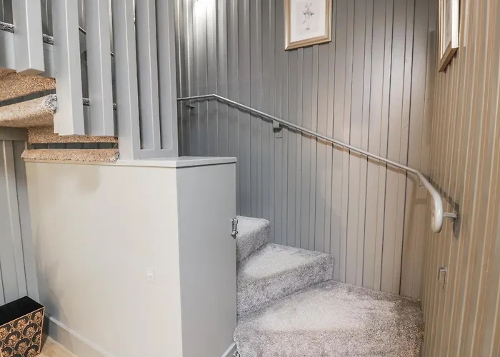 The Coach House - Holmwood Vakantiehuis *