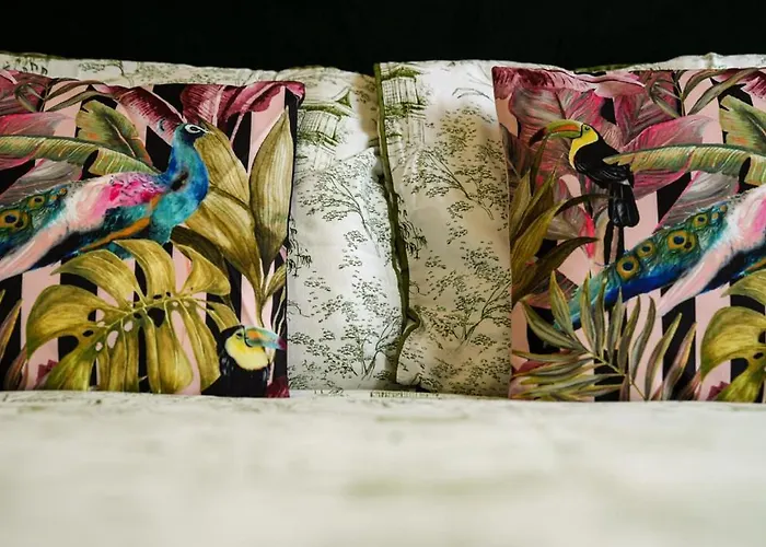 アパート 2bed East End Gem With Free Parking *