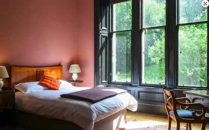 בית נופש 7 Crown Gardens גלאזגו