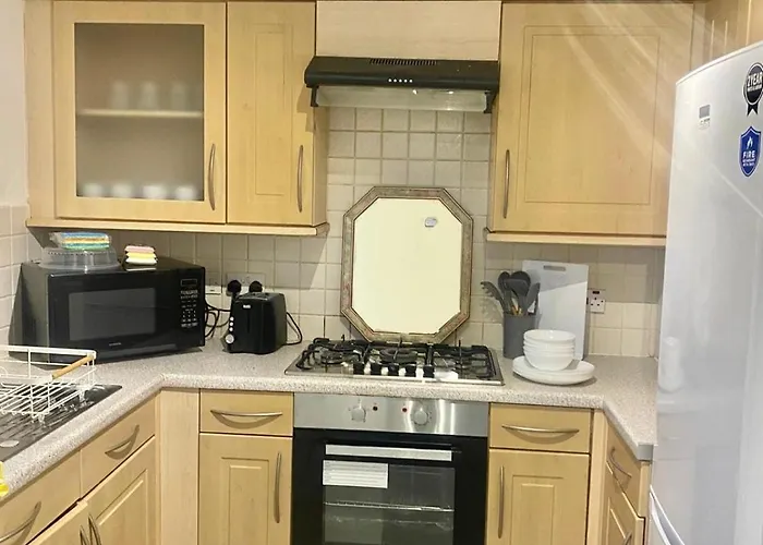 4 Bed Detached Perfect For Families & Groups Глазго