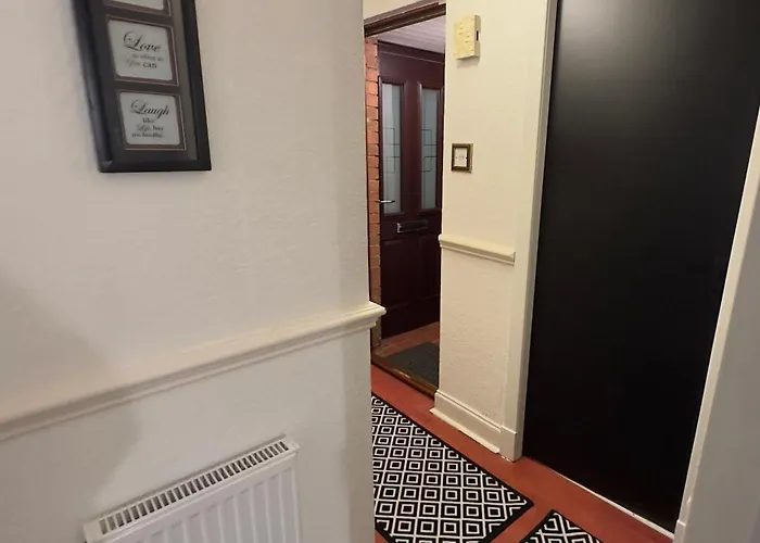 Hydro Secc House 10 Minute Walk *