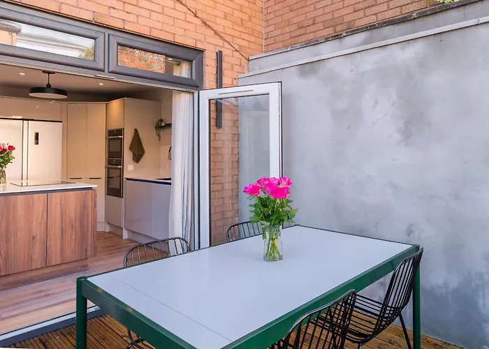 度假居 Henderson House - West End 3 Bedroom Family 格拉斯哥