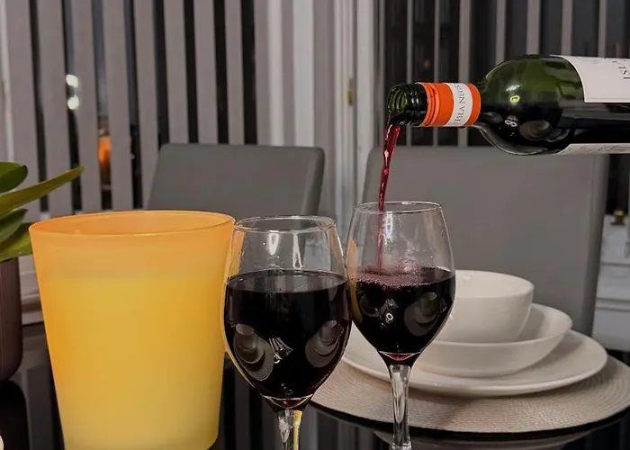 Free Pool Table Cinema Tabletennis Airhockey Appartamento *