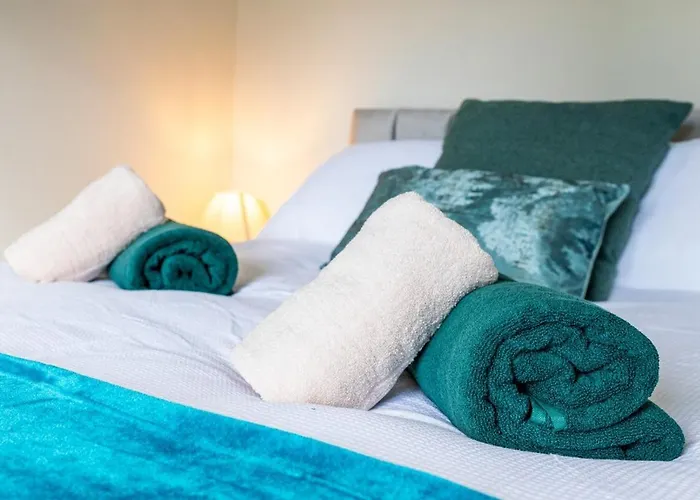 Modern 3 Bedroom In Kings Park