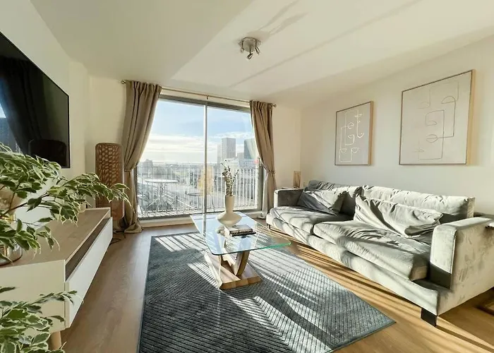 Stunning River View Centre * Glasgow