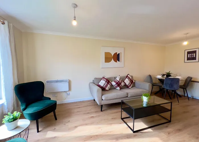 Appartamento Garden-view 2br - Free Parking & Wifi *