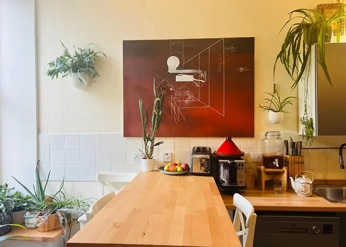 Heart Of West End Apartment, * גלאזגו