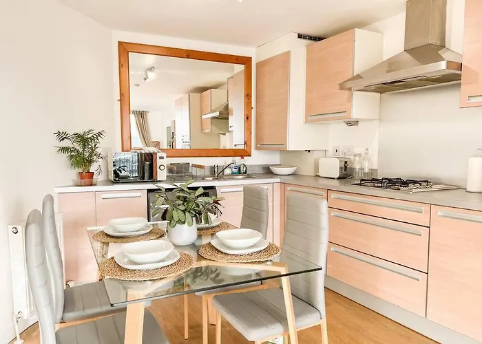 Apartman Stunning River View Centre *