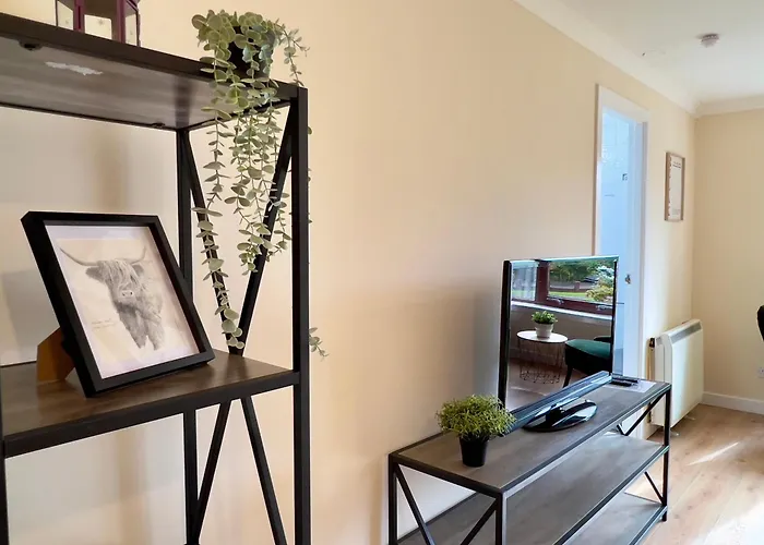 Appartamento Garden-view 2br - Free Parking & Wifi Glasgow