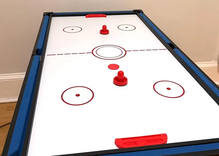 Free Pool Table Cinema Tabletennis Airhockey * Glasgow