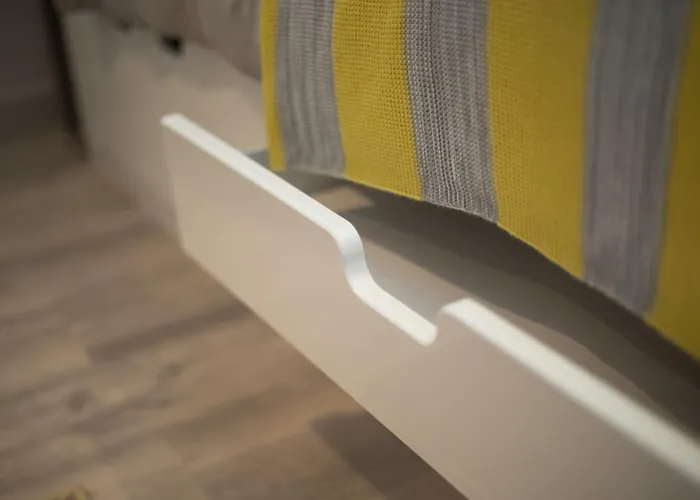 For Students Only - Willowbank In