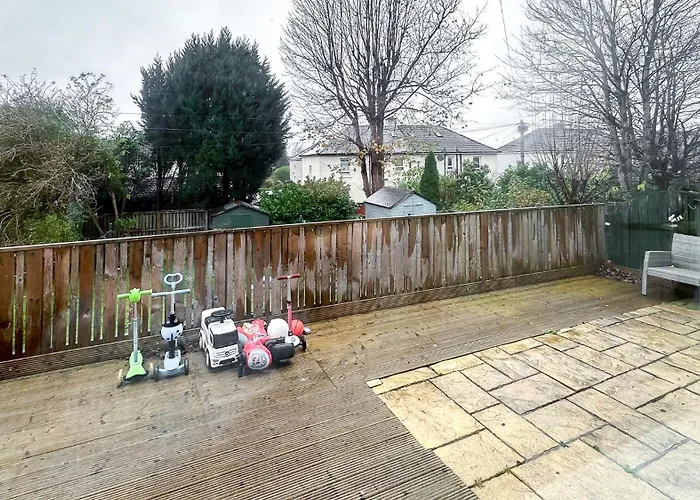 Appartement Quite And New House, Commore Drive *