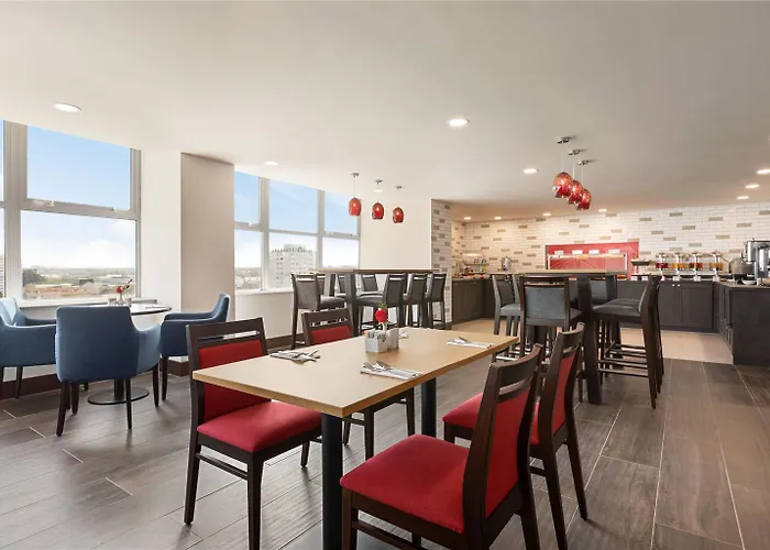 Ramada By Wyndham East Kilbride グラスゴー