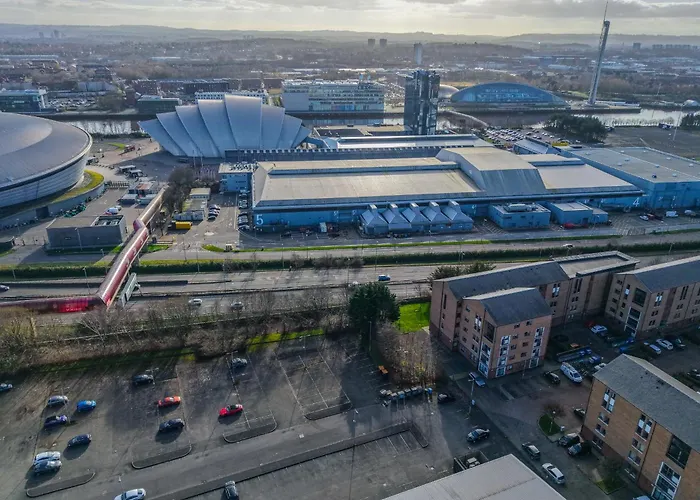 Apartamento The Ovo Hydro Penthouse With Free Parking *