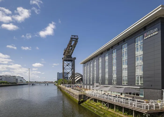 Hilton Garden Centre 4*