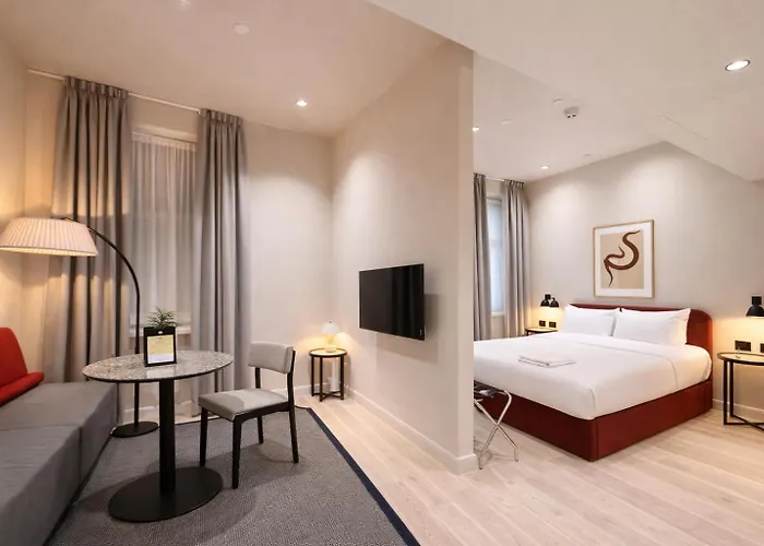 Vcity At The Teacher Apart Otel