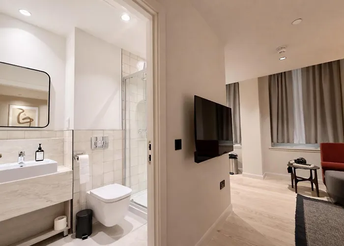 Vcity At The Teacher Apart Otel Glasgow