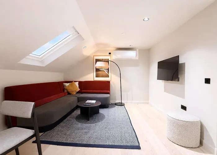 Vcity At The Teacher 4*