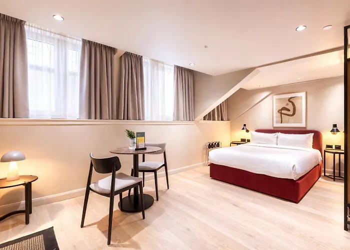 Vcity At The Teacher Glasgow