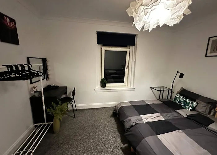 New Quite And Comfy Глазго