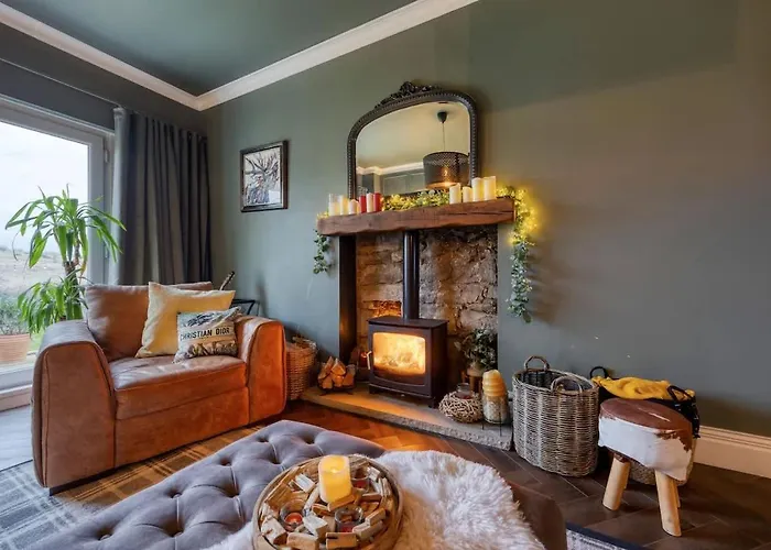 Hébergement de vacances Beautiful 4 Bed Sandstone