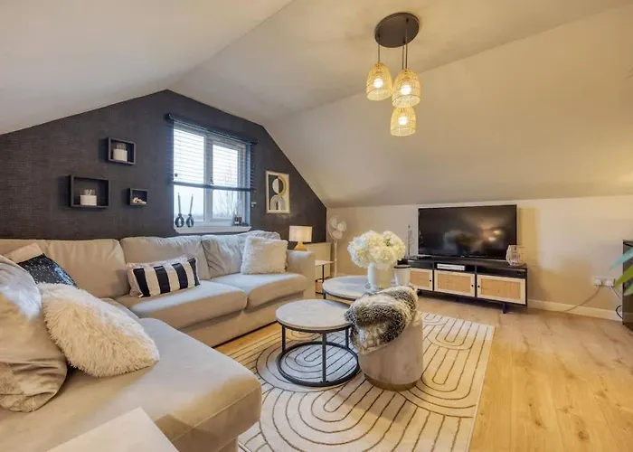 Beautiful 4 Bed Sandstone Hébergement de vacances *