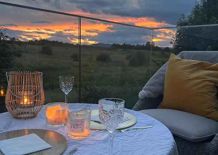 Beautiful 4 Bed Sandstone Hébergement de vacances Glasgow