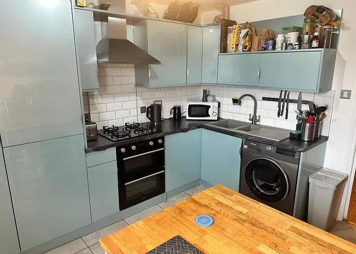 Duplex Penthouse With Secured Parking Finnieston *