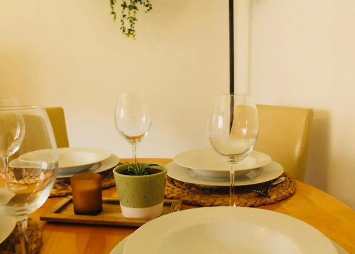 Lejlighed Modern Ground Floor 2 Bed Secure Parking & Perfect For City- Celticemirates Stadium *