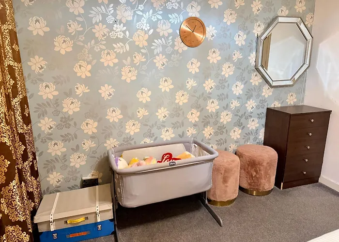 Lejlighed Likewise Modern Two Bedrooms For 4 In Area *