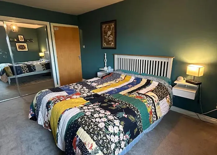 Duplex Penthouse With Secured Parking Finnieston Apartment Glasgow