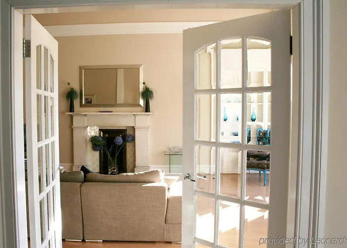 Dreamhouse West End * Glasgow