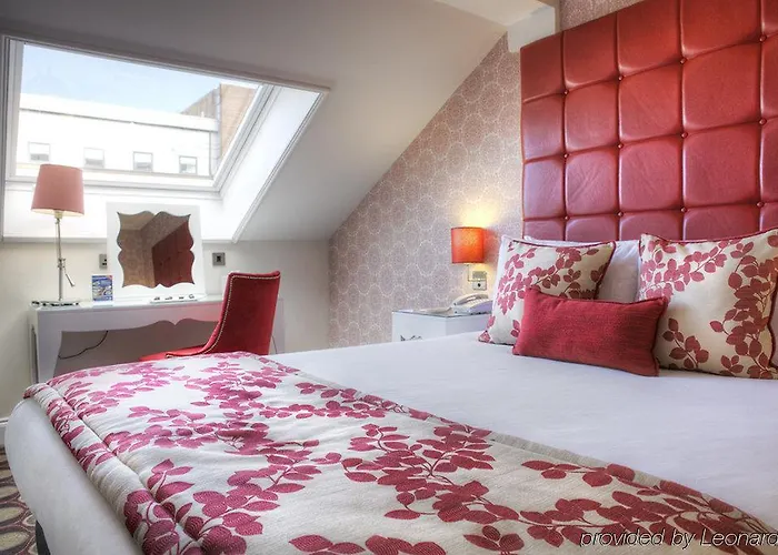 هوليداي إن غلاسكو تياترلاند